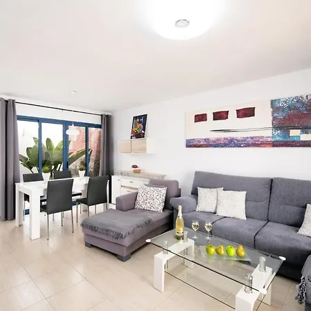 Lomo Blanco Villa