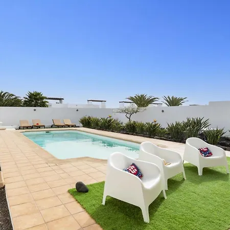 Villa Lomo Blanco Playa Blanca